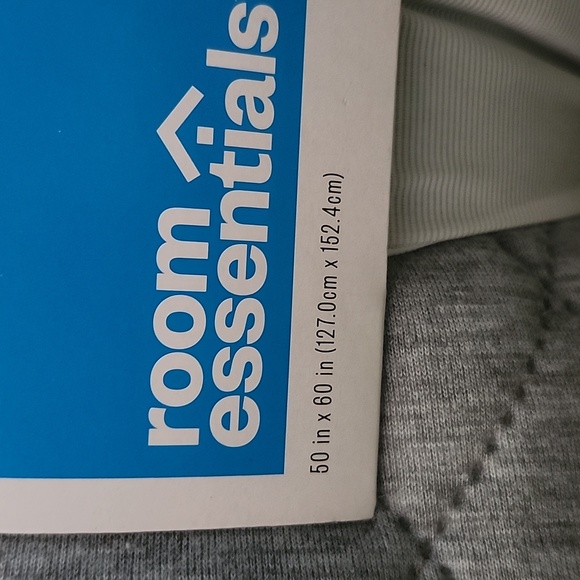 Room Essentials Gray Throw Blanket - Picture 2 of 5